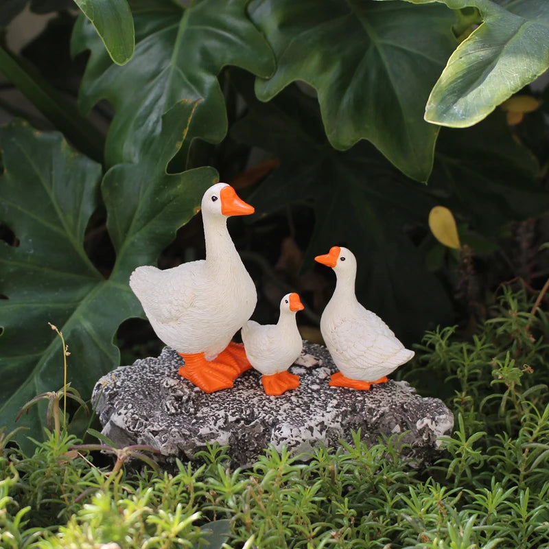 Resin Goose Trio
