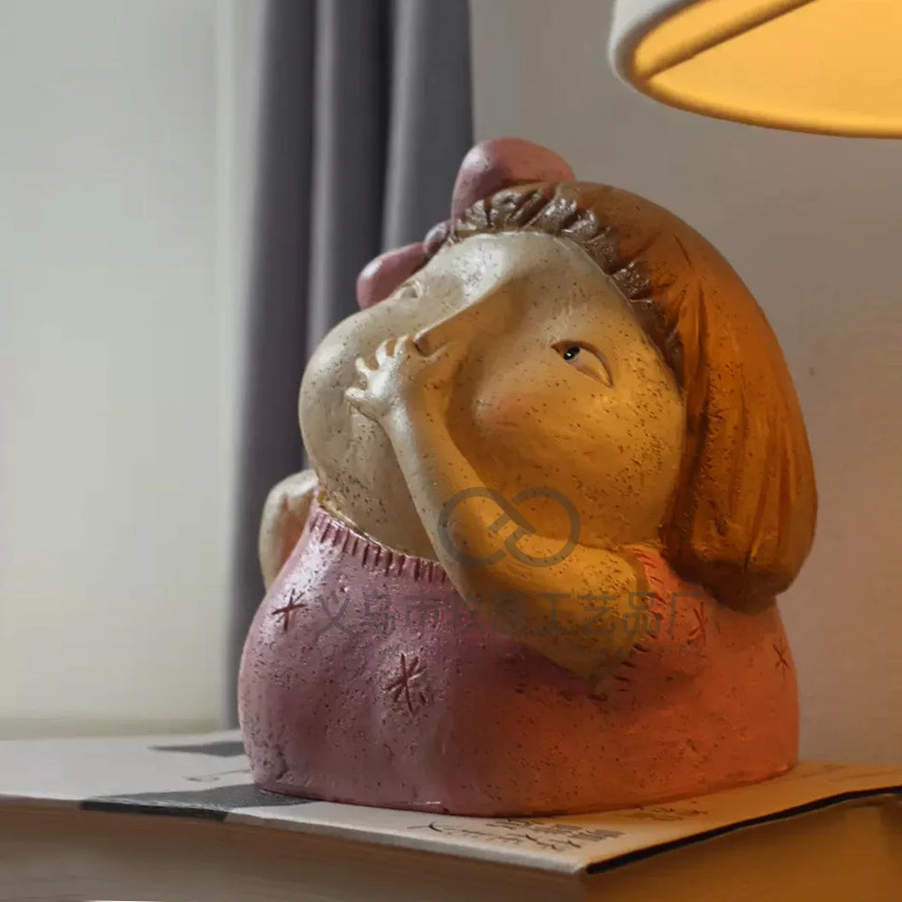 Nose-Pinching Bathroom Figurines – view 7