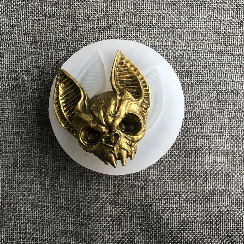 Skull & Bat Silicone Mould