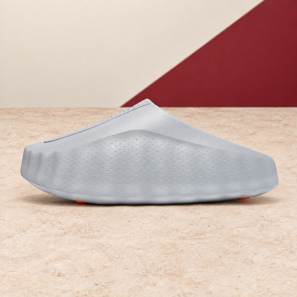 Massage-Node Closed-Toe Clogs - Fog Blue