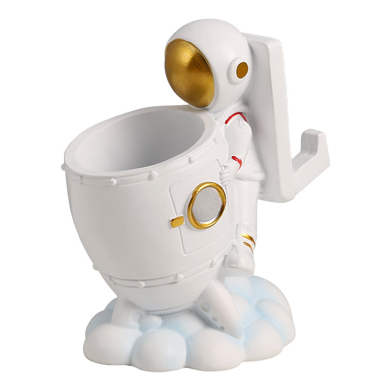 Simple Astronaut Resin Pen Holder Desk