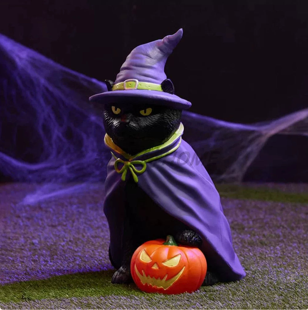 Gato negro misterioso de Halloween de bruja caminando