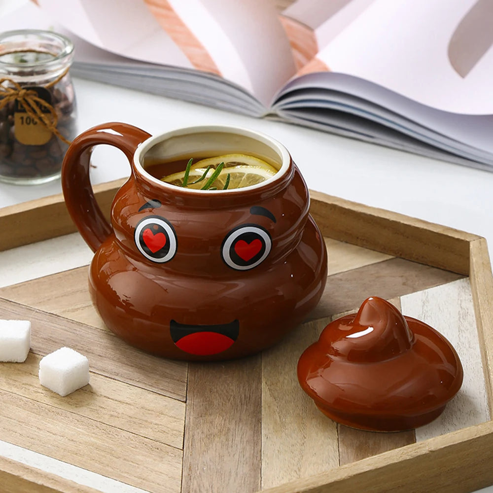 Taza de caca con cuchara
