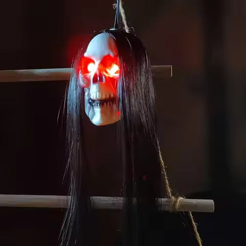 شبح متوهج طويل الشعر