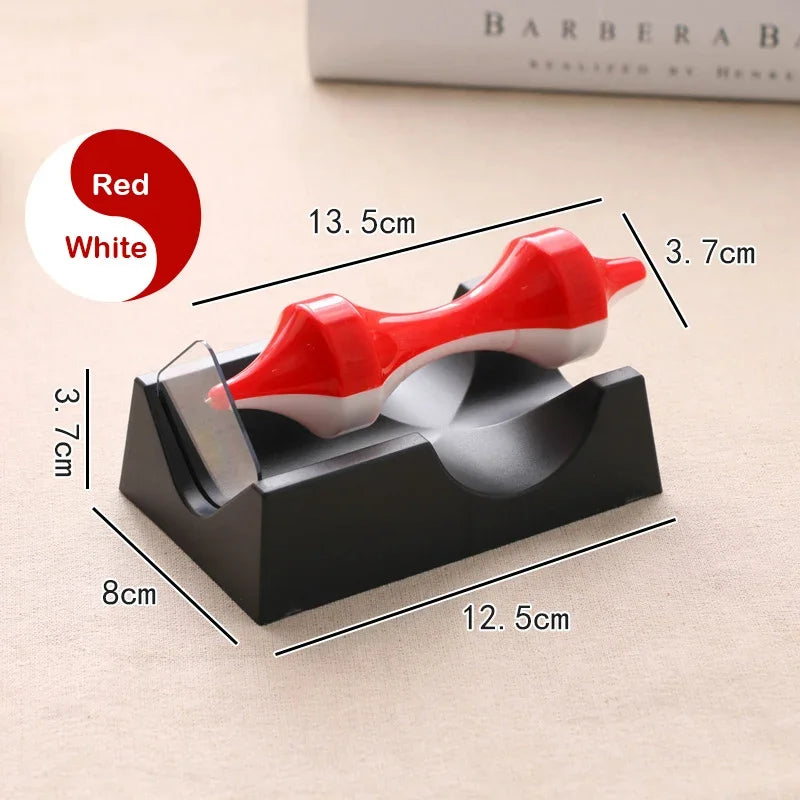 Red and white top with base measurements, 12.5 by 8 cm