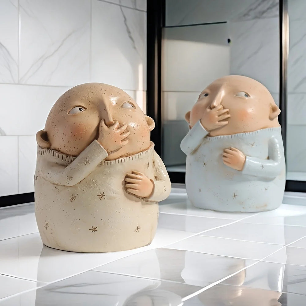 Nose-Pinching Bathroom Figurines – view 3