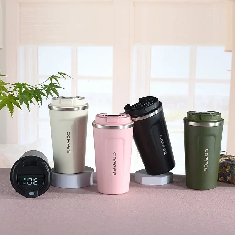 Temperature-Display Travel Mug