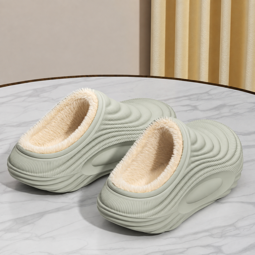 Closed-Toe Waterproof Plush Slippers — Green